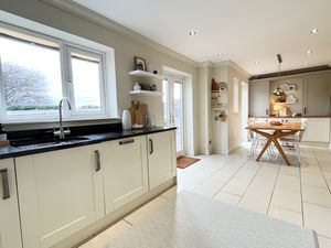 Photo 11- click for photo gallery